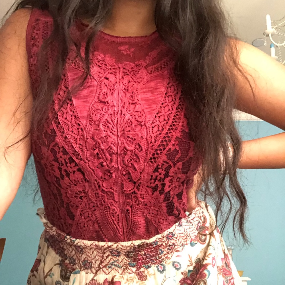 Free People maroon floral crochet tank top